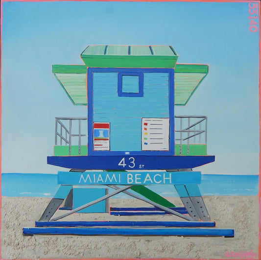 Blue Beach Hut